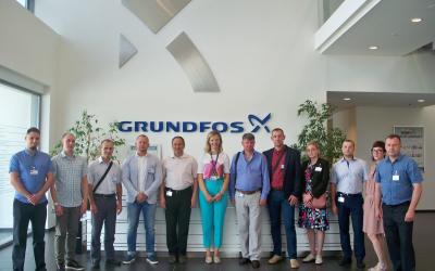 Группа сервисных специалистов посетила завод Грундфос 