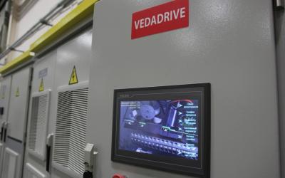 Высоковольтный преобразователь частоты VEDADRIVE в линейке Danfoss drives
